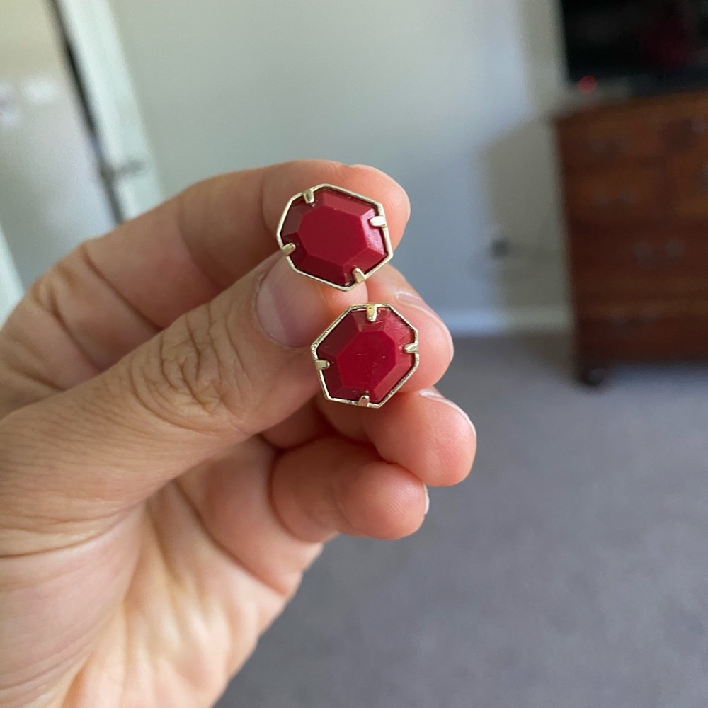 Kendra Scott Taylor stud earring